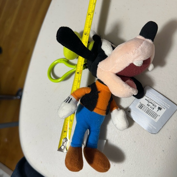 Disney Goofy Plush - Picture 6 of 7